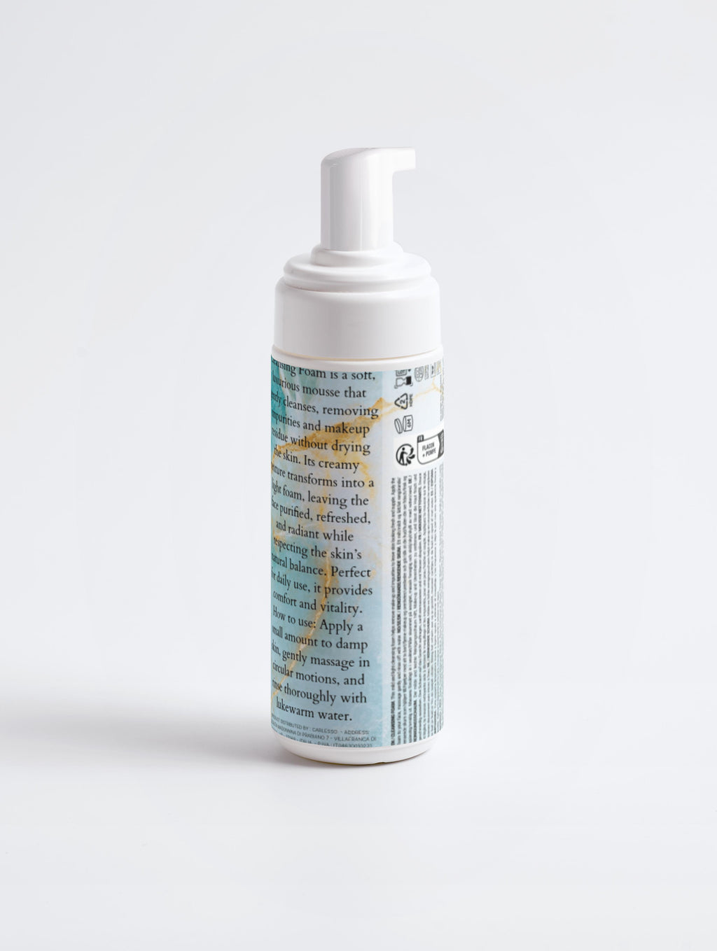 Schiuma detergente